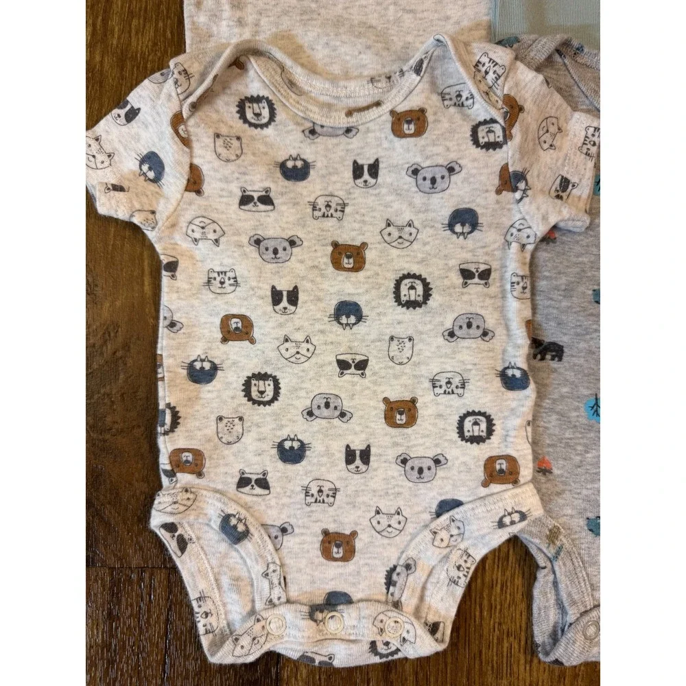 Carters Baby Newborn Short Sleeved Boys Bodysuits Shirts Romper Clothes Lot of 5